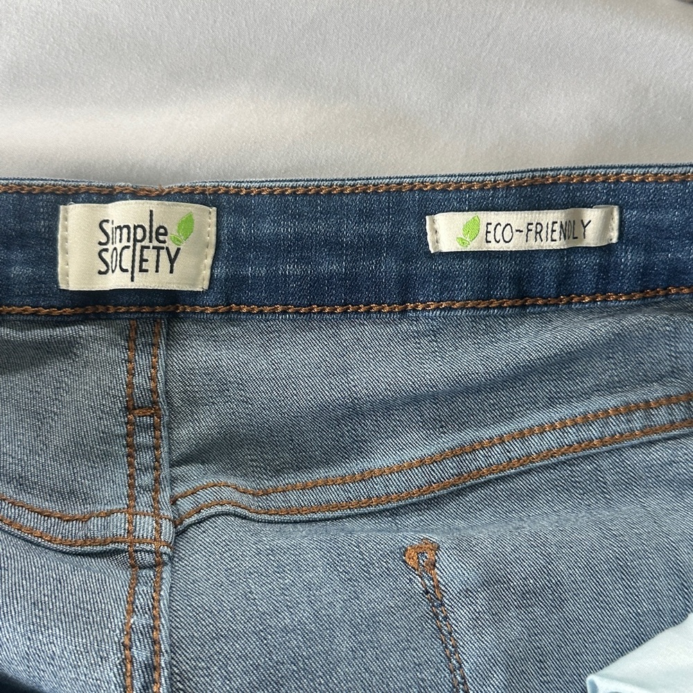 Simple Society Women’s Blue Denim Jeans - Picture 2 of 4